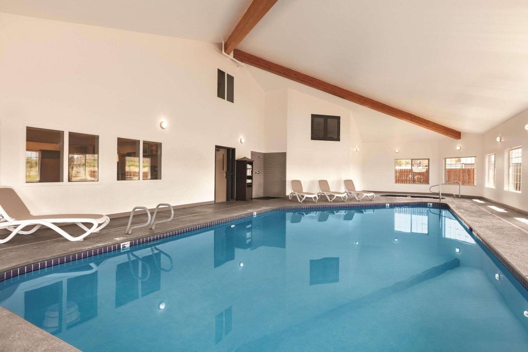 Country Inn & Suites By Radisson, Prineville, Or Exterior foto